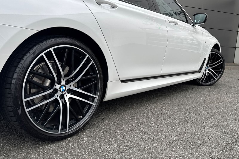 2016 (16) BMW 7 SERIES 730d xDrive M Sport 4dr Auto 5275749