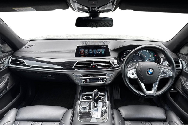 2016 (16) BMW 7 SERIES 730d xDrive M Sport 4dr Auto 5275713