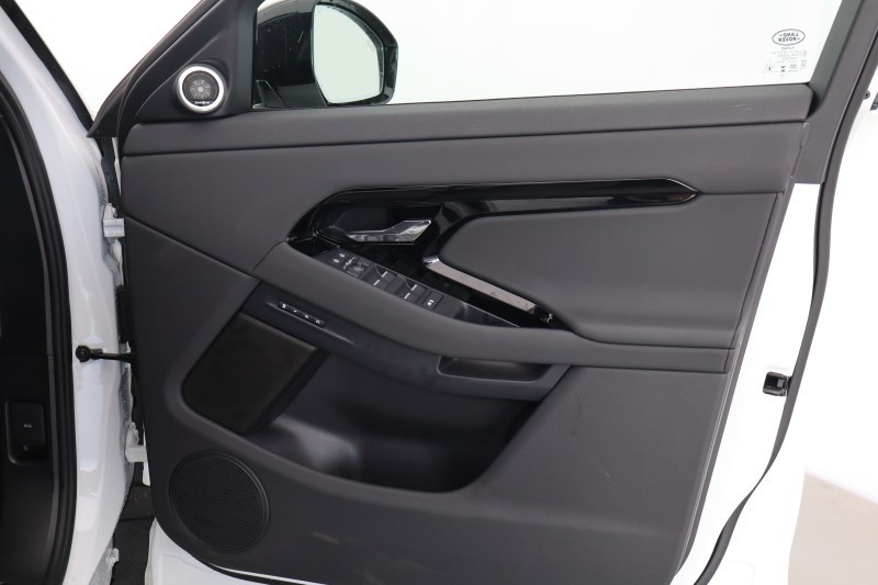 2026 (26) LAND ROVER RANGE ROVER EVOQUE 2.0 D165 Dynamic SE 5dr Auto 5284704