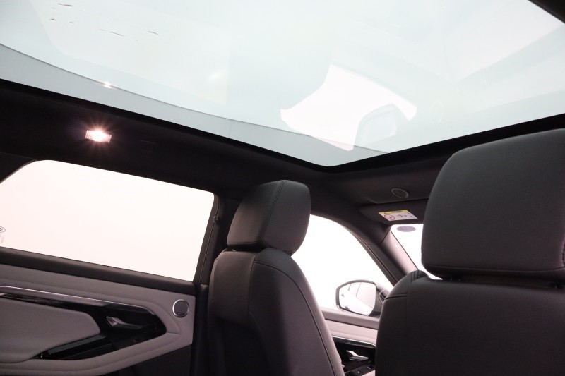 2023 (23) LAND ROVER RANGE ROVER EVOQUE 2.0 D200 R-Dynamic SE 5dr Auto 5245625