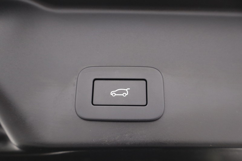 2023 (23) LAND ROVER RANGE ROVER EVOQUE 2.0 D200 R-Dynamic SE 5dr Auto 5245615