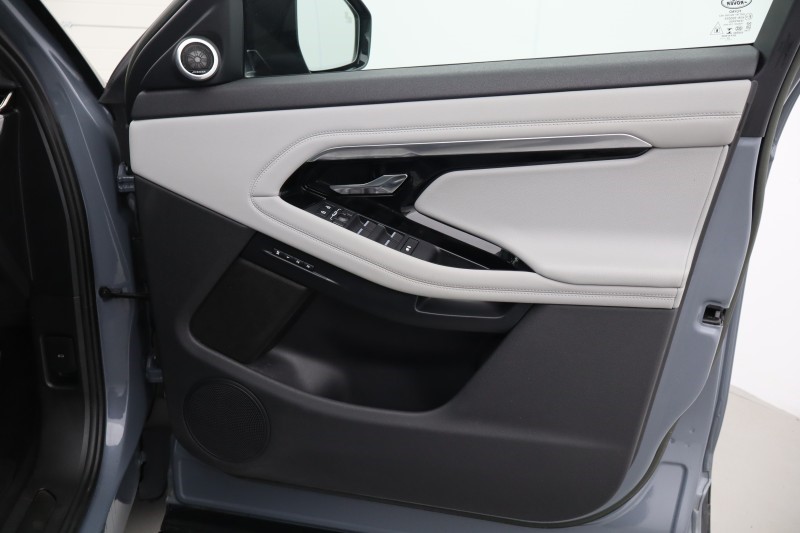 2023 (23) LAND ROVER RANGE ROVER EVOQUE 2.0 D200 R-Dynamic SE 5dr Auto 5245616