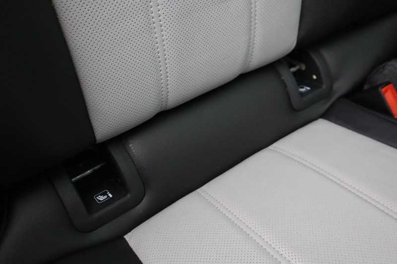 2023 (23) LAND ROVER RANGE ROVER EVOQUE 2.0 D200 R-Dynamic SE 5dr Auto 5245624