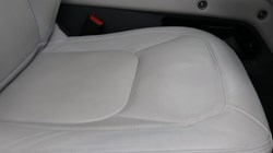 2024 (74) LAND ROVER DEFENDER 3.0 D350 X-Dynamic HSE 110 5dr Auto 5253017