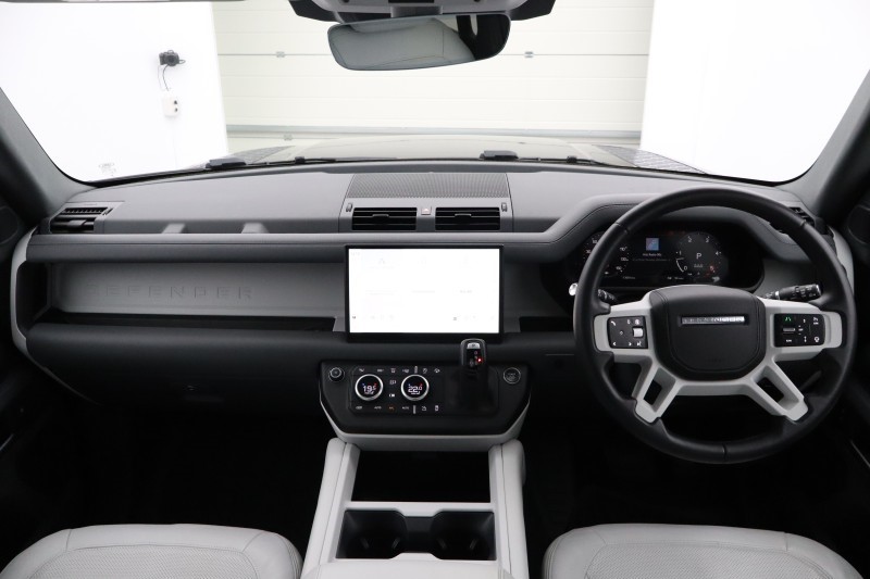 2024 (74) LAND ROVER DEFENDER 3.0 D350 X-Dynamic HSE 110 5dr Auto 5253025