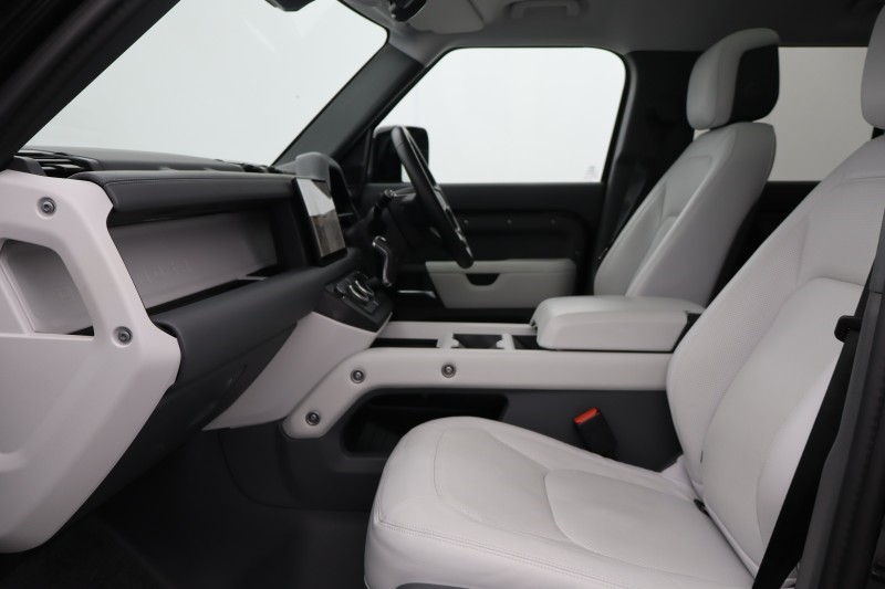 2024 (74) LAND ROVER DEFENDER 3.0 D350 X-Dynamic HSE 110 5dr Auto 5252999