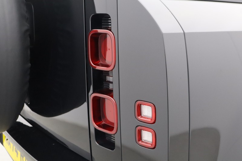 2024 (74) LAND ROVER DEFENDER 3.0 D350 X-Dynamic HSE 110 5dr Auto 5253005