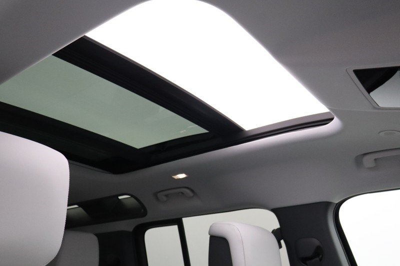 2024 (74) LAND ROVER DEFENDER 3.0 D350 X-Dynamic HSE 110 5dr Auto 5253045