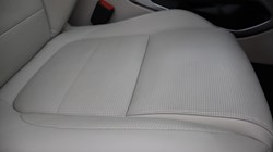 2022 (22) JAGUAR F-PACE 2.0 P400e R-Dynamic SE Black 5dr Auto AWD 5266081