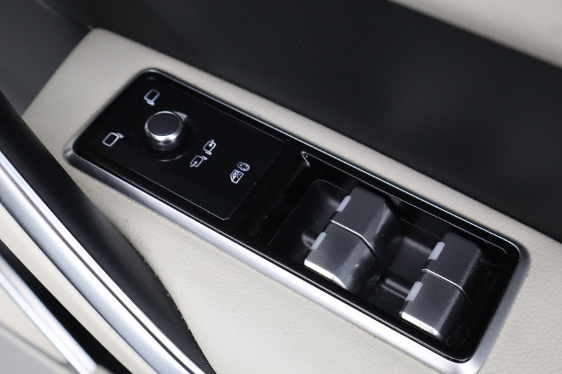 2022 (22) JAGUAR F-PACE 2.0 P400e R-Dynamic SE Black 5dr Auto AWD 5266078