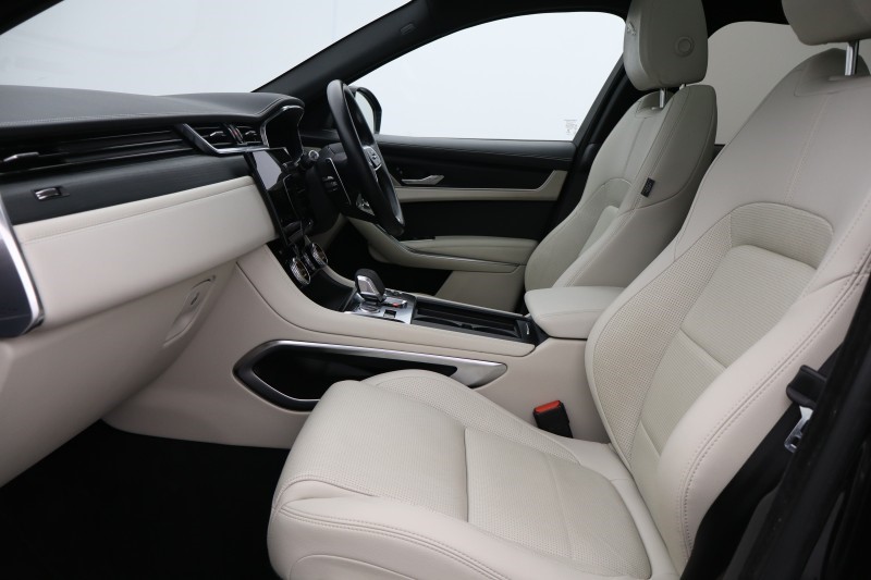 2022 (22) JAGUAR F-PACE 2.0 P400e R-Dynamic SE Black 5dr Auto AWD 5266064