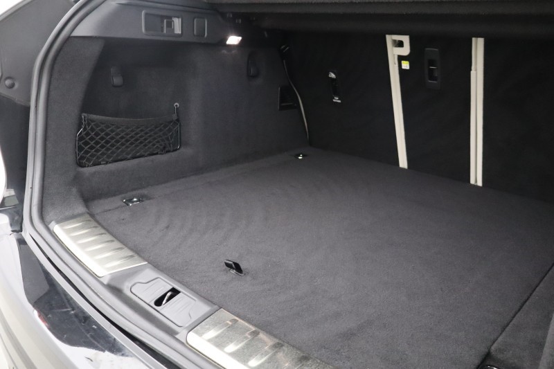 2022 (22) JAGUAR F-PACE 2.0 P400e R-Dynamic SE Black 5dr Auto AWD 5266075