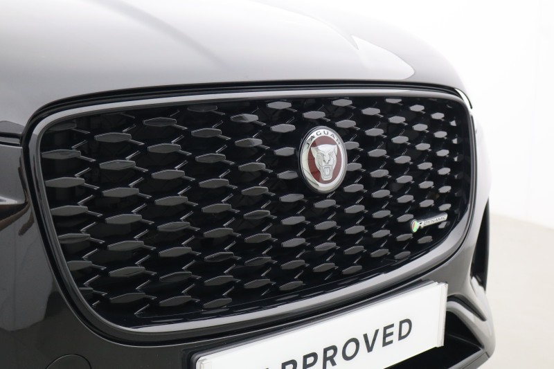 2022 (22) JAGUAR F-PACE 2.0 P400e R-Dynamic SE Black 5dr Auto AWD 5266061
