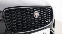 2022 (22) JAGUAR F-PACE 2.0 P400e R-Dynamic SE Black 5dr Auto AWD 5266061