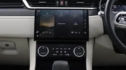 2022 (22) JAGUAR F-PACE 2.0 P400e R-Dynamic SE Black 5dr Auto AWD 5266087