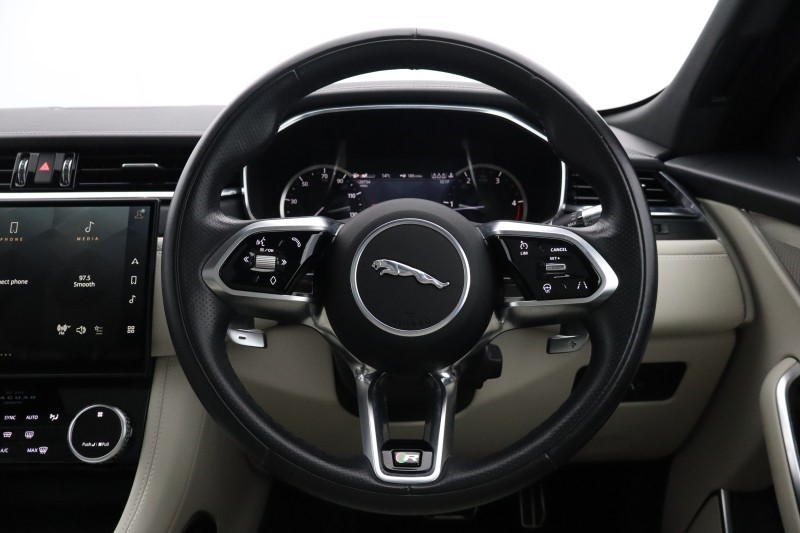 2022 (22) JAGUAR F-PACE 2.0 P400e R-Dynamic SE Black 5dr Auto AWD 5266090