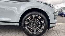 2026 (26) LAND ROVER RANGE ROVER EVOQUE 2.0 D200 Dynamic SE 5dr Auto 5801696