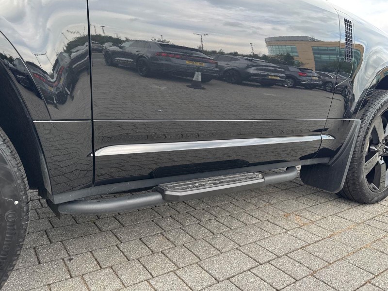 2026 (26) LAND ROVER DEFENDER 3.0 D250 X-Dynamic SE 90 3dr Auto 5683853