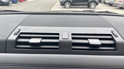 2026 (26) LAND ROVER DEFENDER 3.0 D250 X-Dynamic SE 90 3dr Auto 5683836