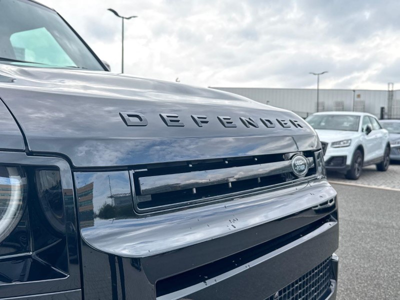 2026 (26) LAND ROVER DEFENDER 3.0 D250 X-Dynamic SE 90 3dr Auto 5683843