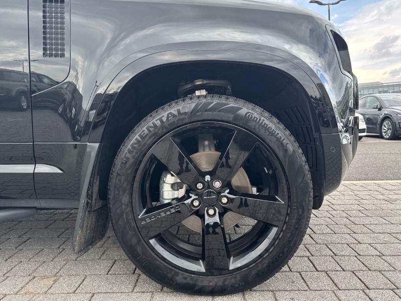 2026 (26) LAND ROVER DEFENDER 3.0 D250 X-Dynamic SE 90 3dr Auto 5683812