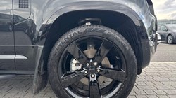 2026 (26) LAND ROVER DEFENDER 3.0 D250 X-Dynamic SE 90 3dr Auto 5683812