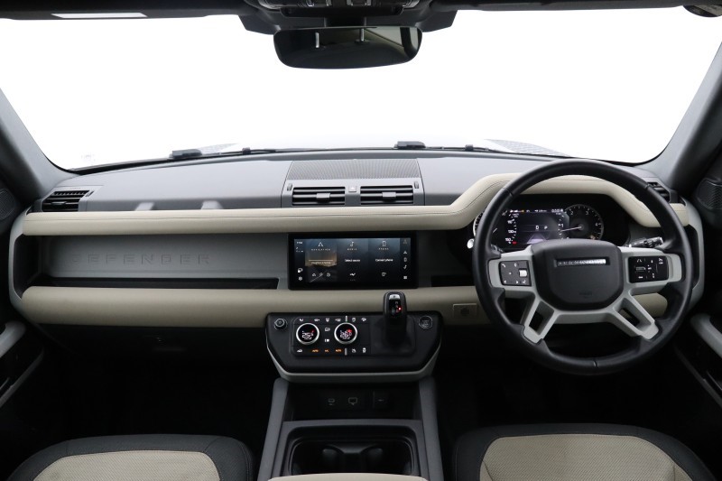 2023 (23) LAND ROVER DEFENDER 3.0 D250 X-Dynamic SE 110 5dr Auto 5251713