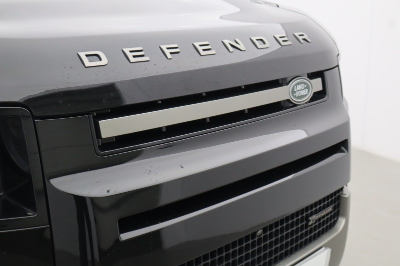 2023 (23) LAND ROVER DEFENDER 3.0 D250 X-Dynamic SE 110 5dr Auto 5251686
