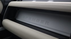2023 (23) LAND ROVER DEFENDER 3.0 D250 X-Dynamic SE 110 5dr Auto 5251723
