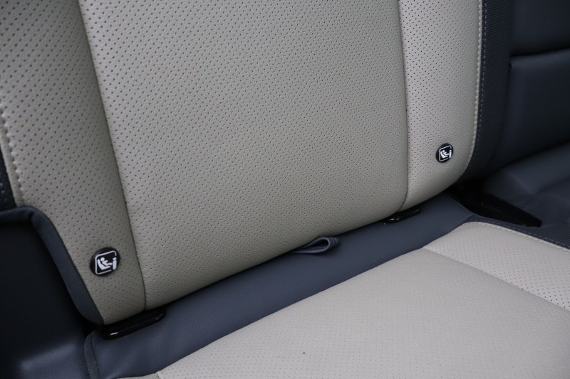 2023 (23) LAND ROVER DEFENDER 3.0 D250 X-Dynamic SE 110 5dr Auto 5251709