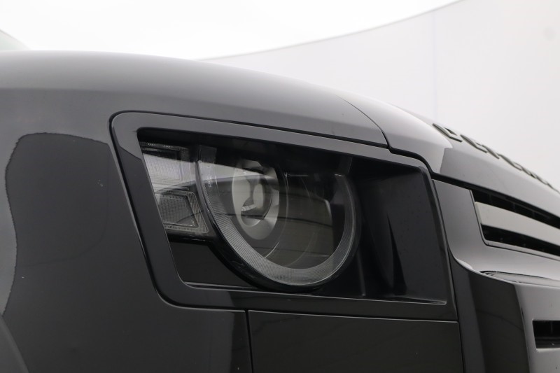 2023 (23) LAND ROVER DEFENDER 3.0 D250 X-Dynamic SE 110 5dr Auto 5251685