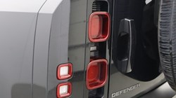 2023 (23) LAND ROVER DEFENDER 3.0 D250 X-Dynamic SE 110 5dr Auto 5251694