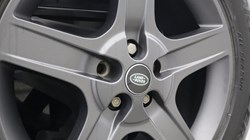 2023 (23) LAND ROVER DEFENDER 3.0 D250 X-Dynamic SE 110 5dr Auto 5251696