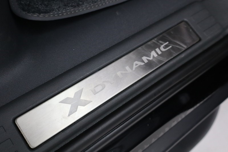 2023 (23) LAND ROVER DEFENDER 3.0 D250 X-Dynamic SE 110 5dr Auto 5251708