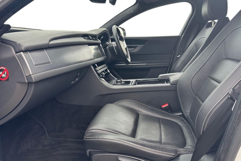 2019 (69) JAGUAR XF 2.0d [180] R-Sport 5dr Auto 5291125
