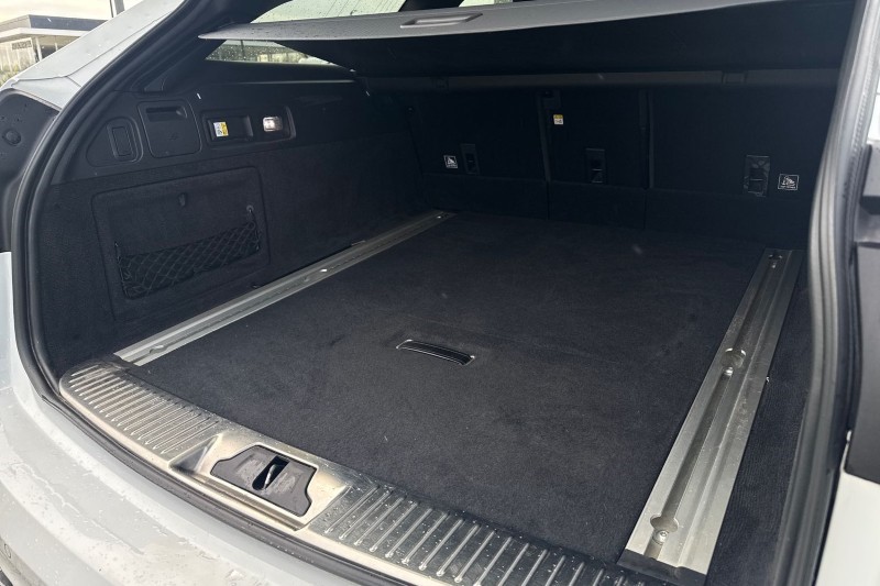 2019 (69) JAGUAR XF 2.0d [180] R-Sport 5dr Auto 5291159