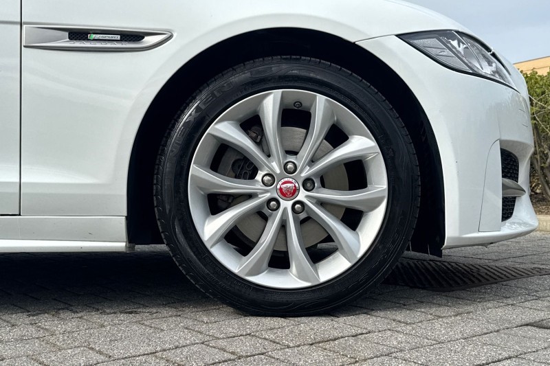 2019 (69) JAGUAR XF 2.0d [180] R-Sport 5dr Auto 5291130