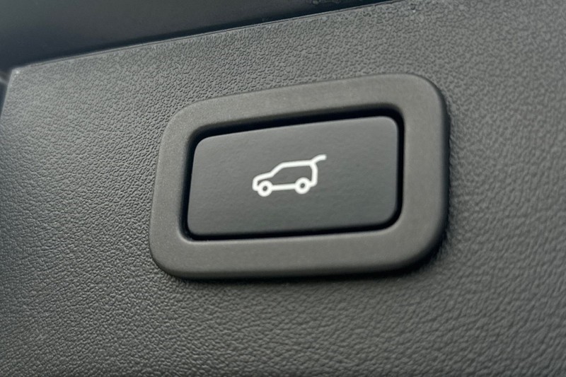 2019 (69) JAGUAR XF 2.0d [180] R-Sport 5dr Auto 5291160