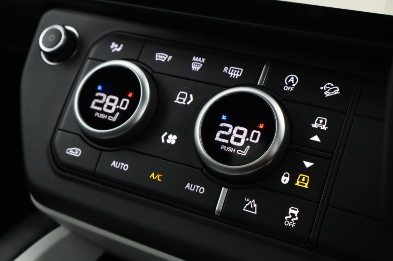 2025 (75) LAND ROVER DEFENDER 3.0 D350 X-Dynamic HSE 110 5dr Auto 5248680