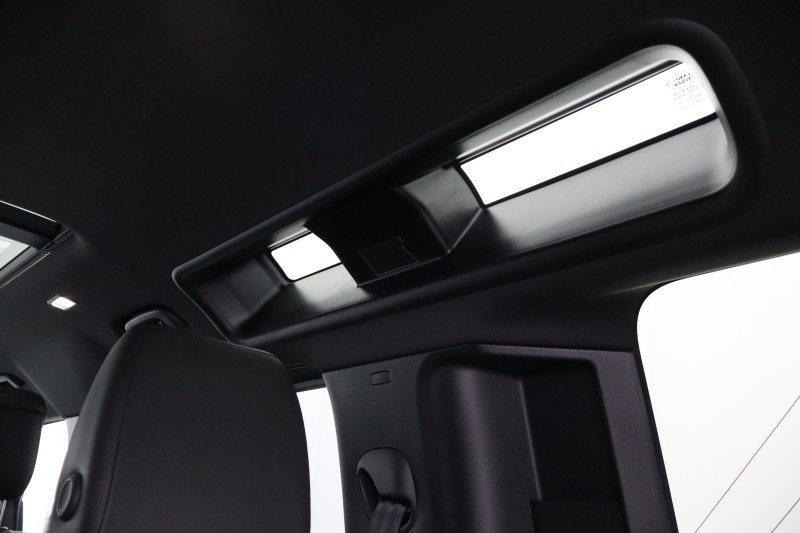 2025 (75) LAND ROVER DEFENDER 3.0 D350 X-Dynamic HSE 110 5dr Auto 5248662