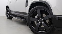 2025 (75) LAND ROVER DEFENDER 3.0 D350 X-Dynamic HSE 110 5dr Auto 5248644