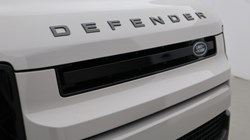 2025 (75) LAND ROVER DEFENDER 3.0 D350 X-Dynamic HSE 110 5dr Auto 5248642