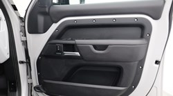 2025 (75) LAND ROVER DEFENDER 3.0 D350 X-Dynamic HSE 110 5dr Auto 5248645