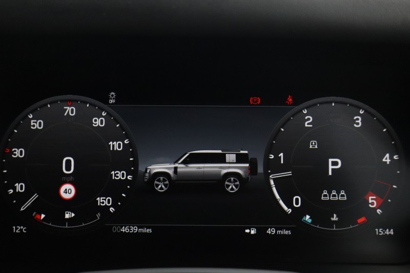 2025 (75) LAND ROVER DEFENDER 3.0 D350 X-Dynamic HSE 110 5dr Auto 5248677