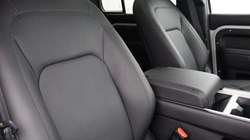 2025 (75) LAND ROVER DEFENDER 3.0 D350 X-Dynamic HSE 110 5dr Auto 5248666