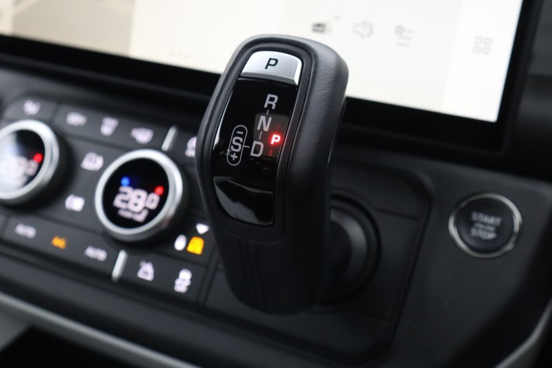 2025 (75) LAND ROVER DEFENDER 3.0 D350 X-Dynamic HSE 110 5dr Auto 5248678