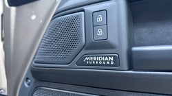 2026 (26) LAND ROVER DEFENDER 4.4 P635 Octa 110 5dr Auto 5268328