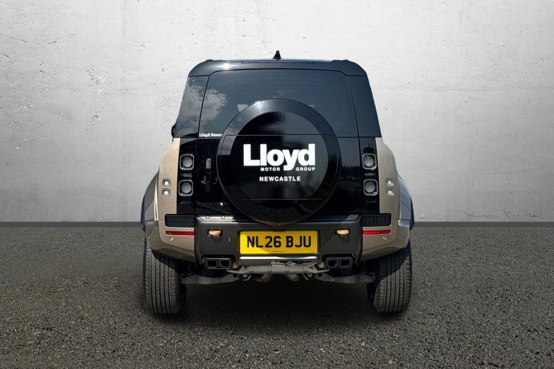2026 (26) LAND ROVER DEFENDER 4.4 P635 Octa 110 5dr Auto 5268277