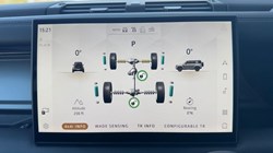 2026 (26) LAND ROVER DEFENDER 4.4 P635 Octa 110 5dr Auto 5268307