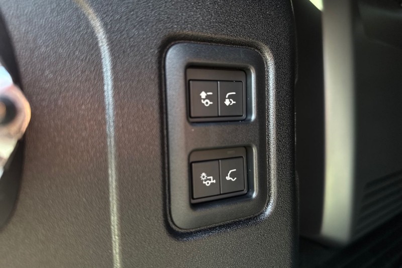 2026 (26) LAND ROVER DEFENDER 4.4 P635 Octa 110 5dr Auto 5268326